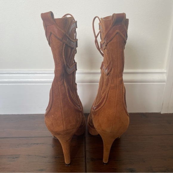 EMANUEL UNGARO Paris Cognac Suede & Leather Heeled Lace Up Boots EUR 39/US 8.5 - Picture 5 of 9